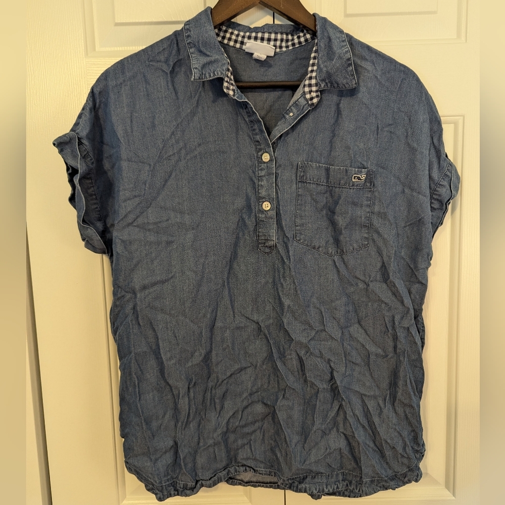 Vineyard Vines large chambary top